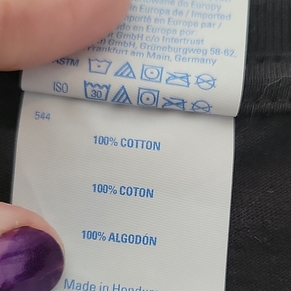 Black Graphic Tee - Still A Freak - Picture 3 of 4